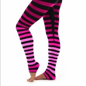 Pink K-Deer leggings - gently used